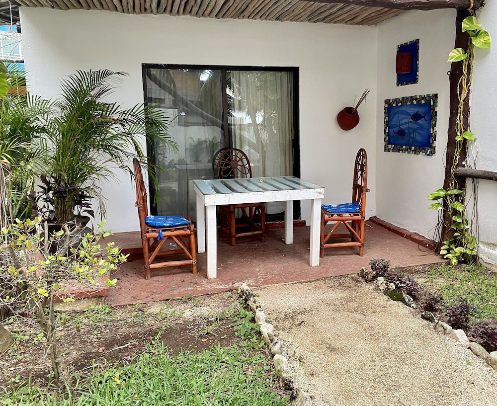 Casa Caribe Cancun 42/49