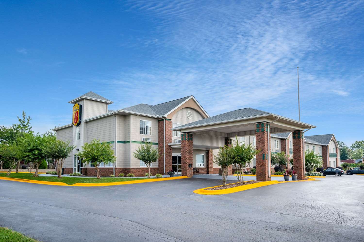 Super 8 By Wyndham Salisbury 25/34
