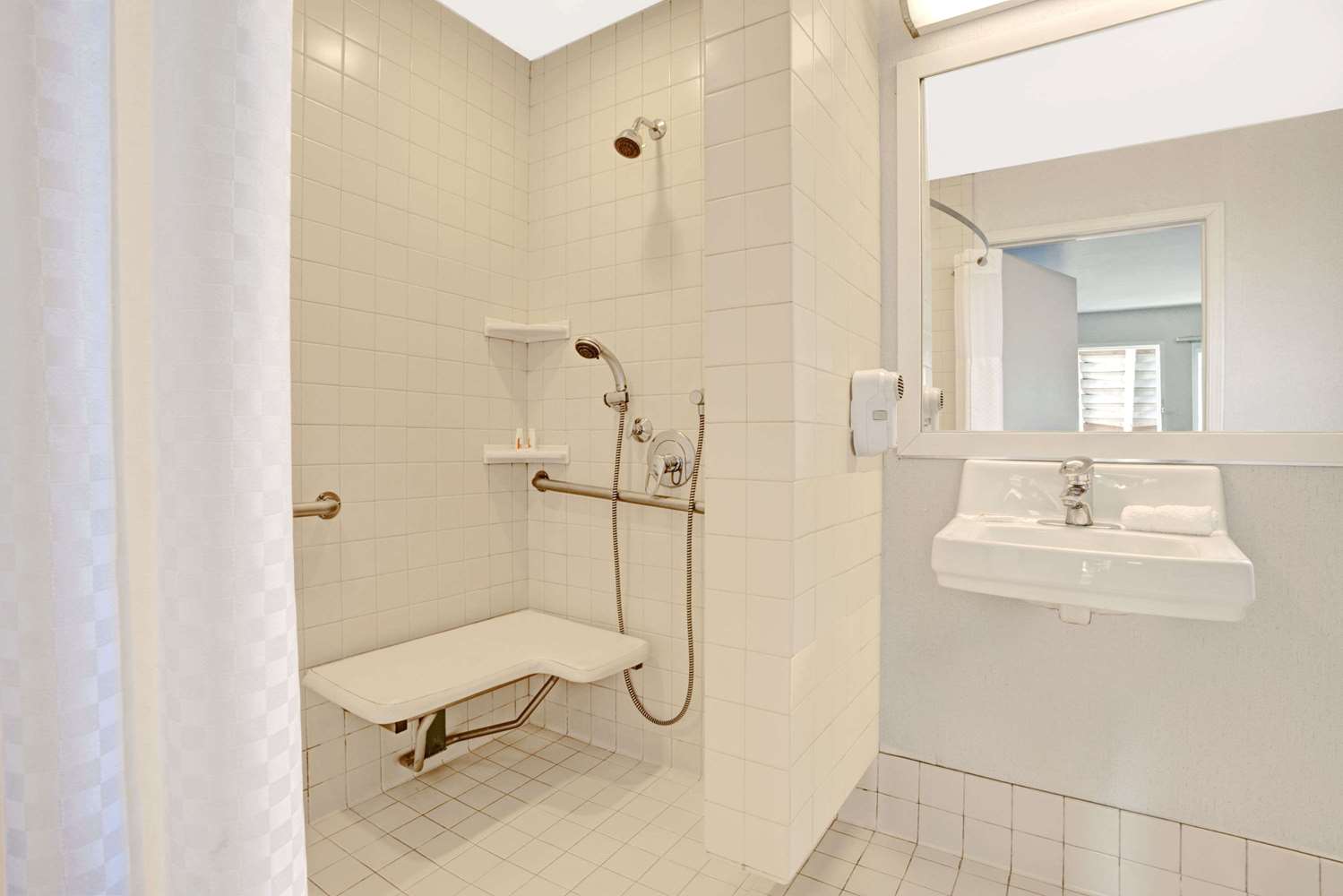 Travelodge by Wyndham Mill Valley/Sausalito 8/9