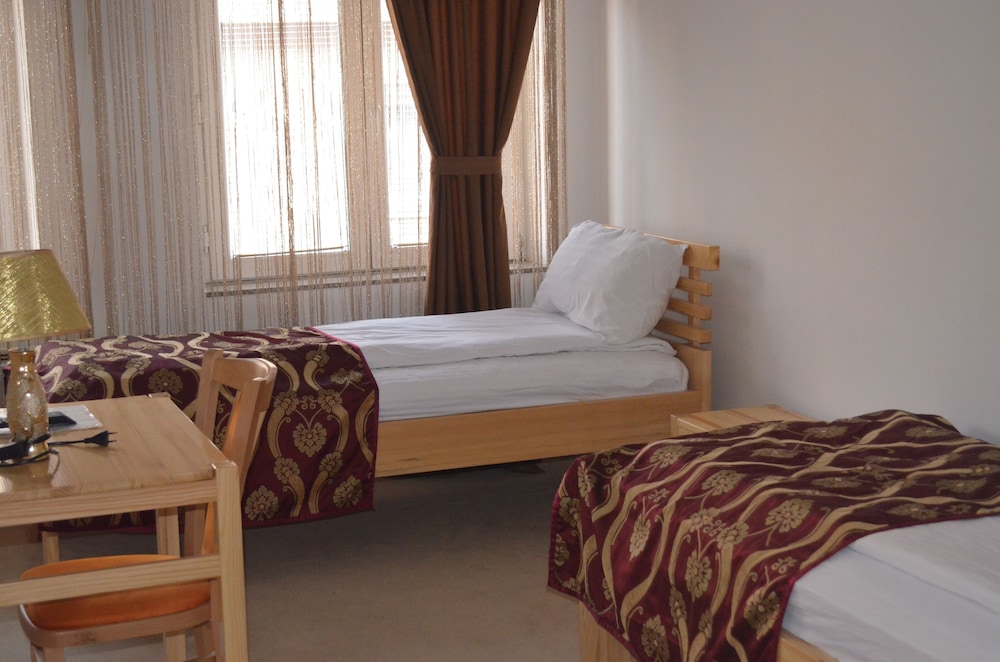 Hotel Berr 33/63