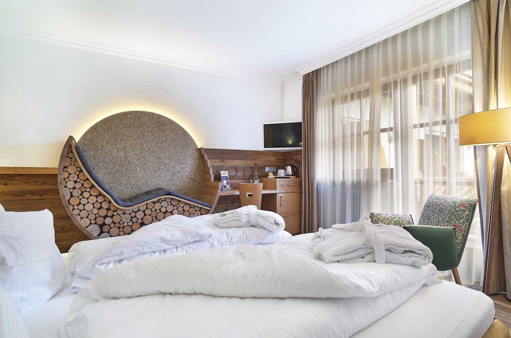 Hotel Lindenhof 20/76