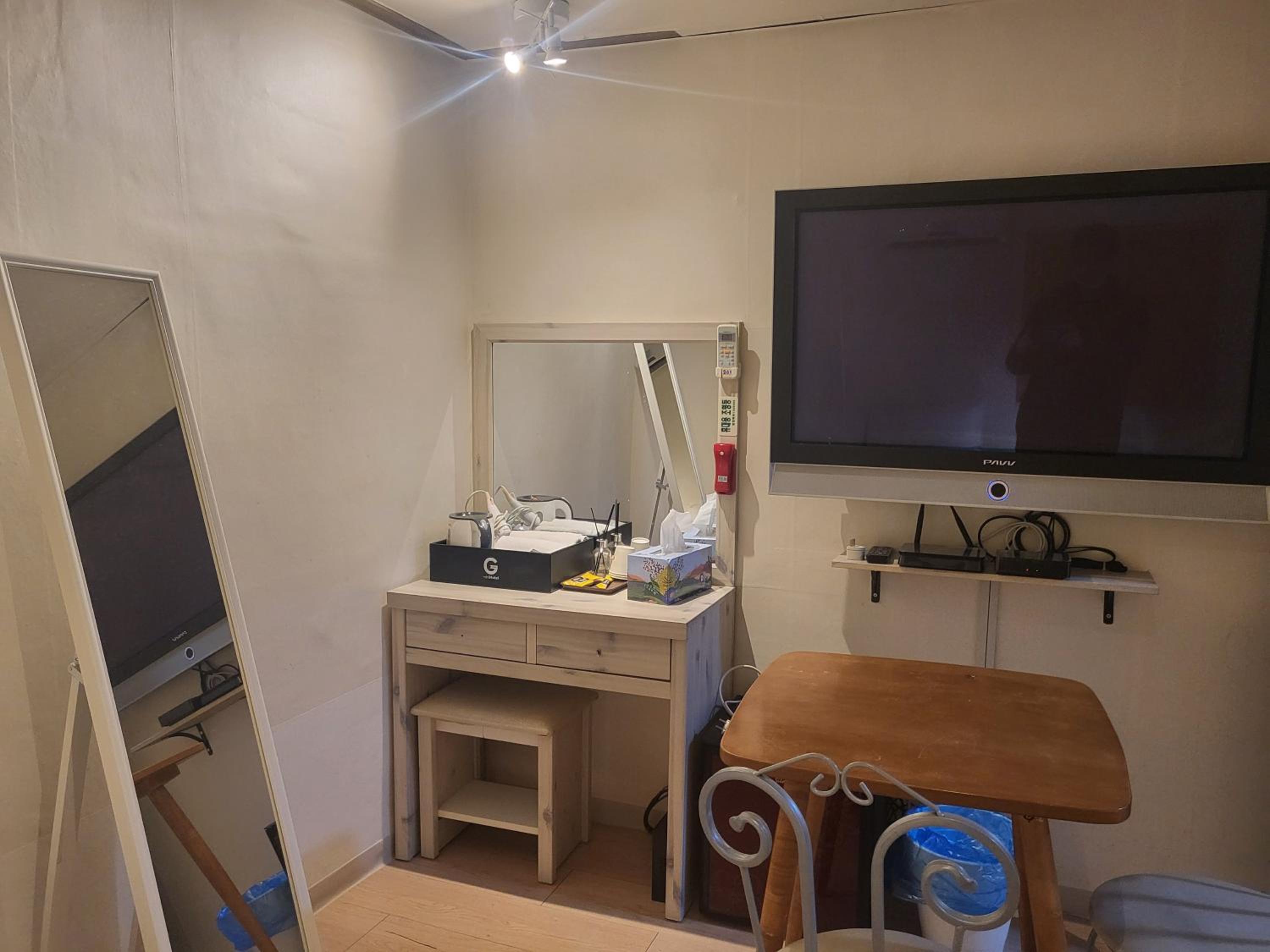 G Mini Hotel Dongdaemun 70/81
