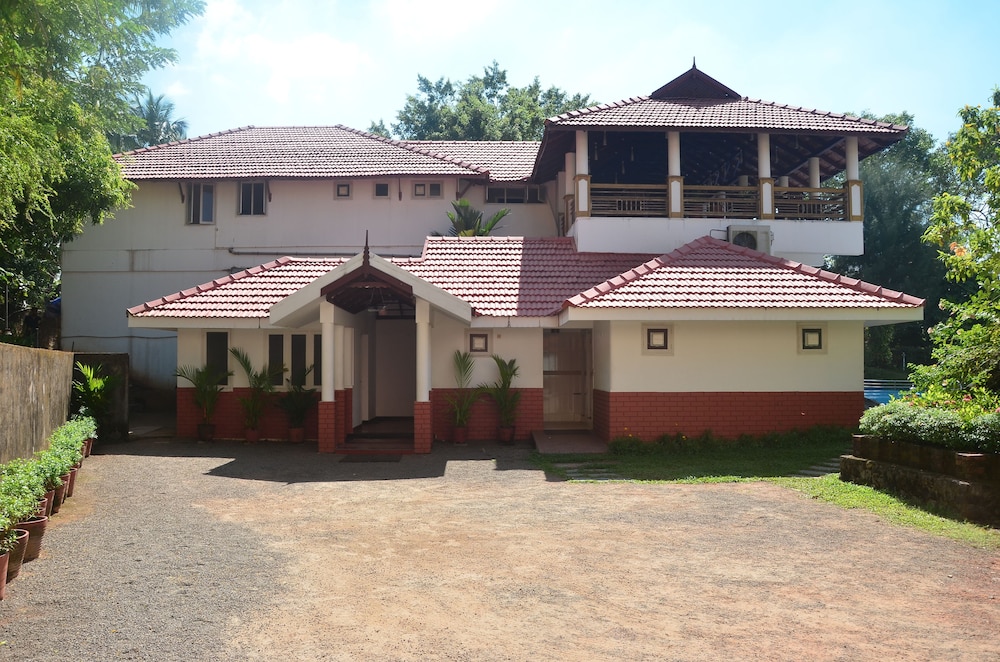 Vasco Dagama Beach Resort 2/30