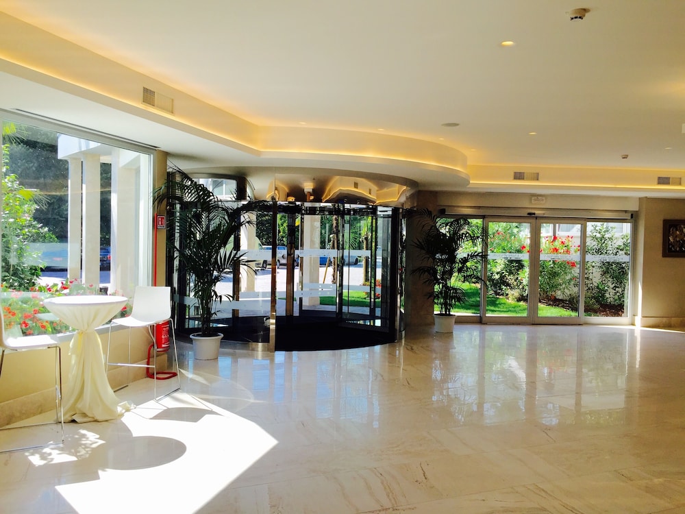 Villa Fiorita Hotel 4/50