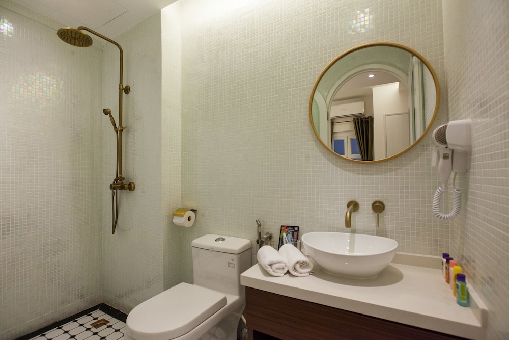 White Mansion Hotel 43/50