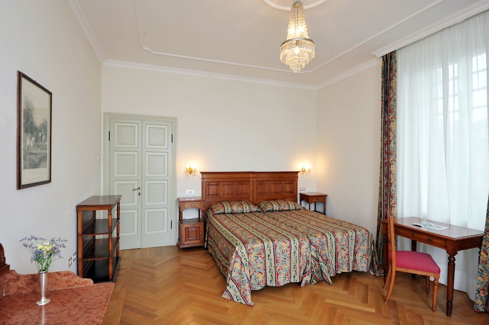 Hotel Monte Baldo and Villa Acquarone 29/49