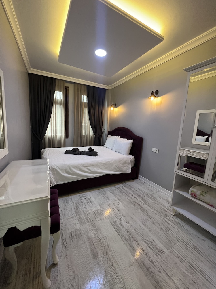 Taksim Cmlm Apart 19/50