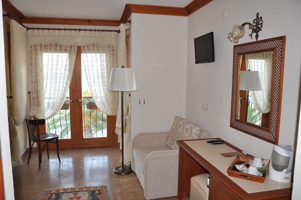 Konak Tuncel Efe 42/43