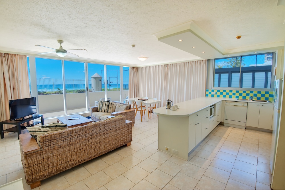 Golden Sands 24/50