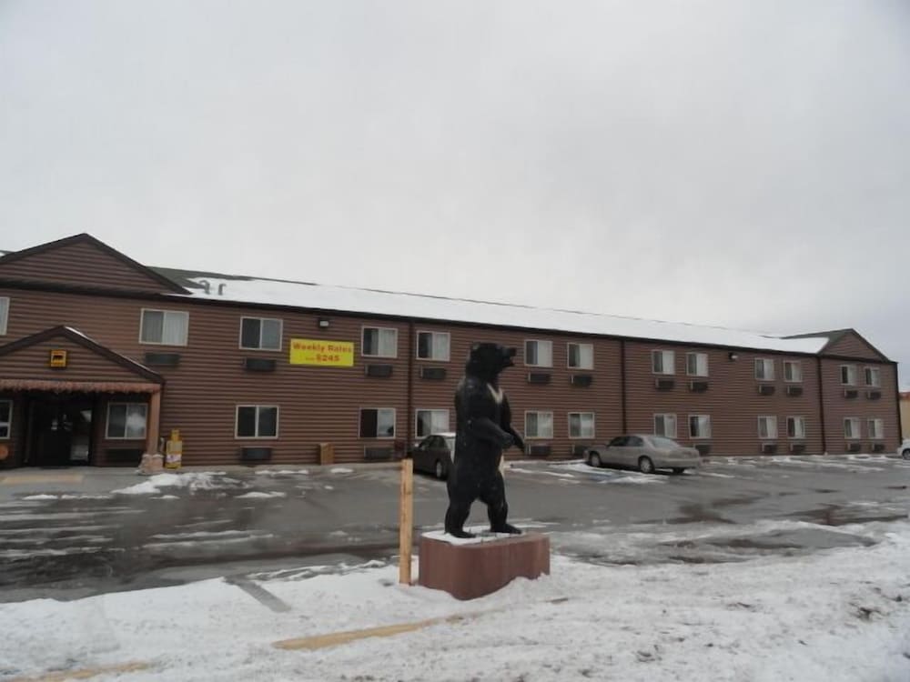 Booneslick Lodge 25/26