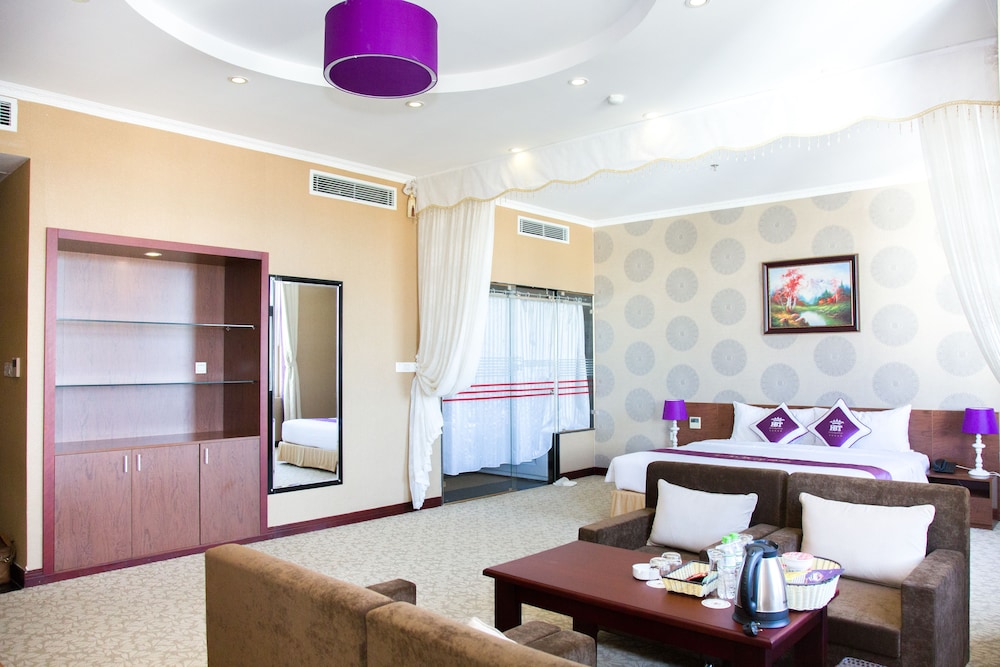 Hai Ba Trung Hotel & Spa 21/38
