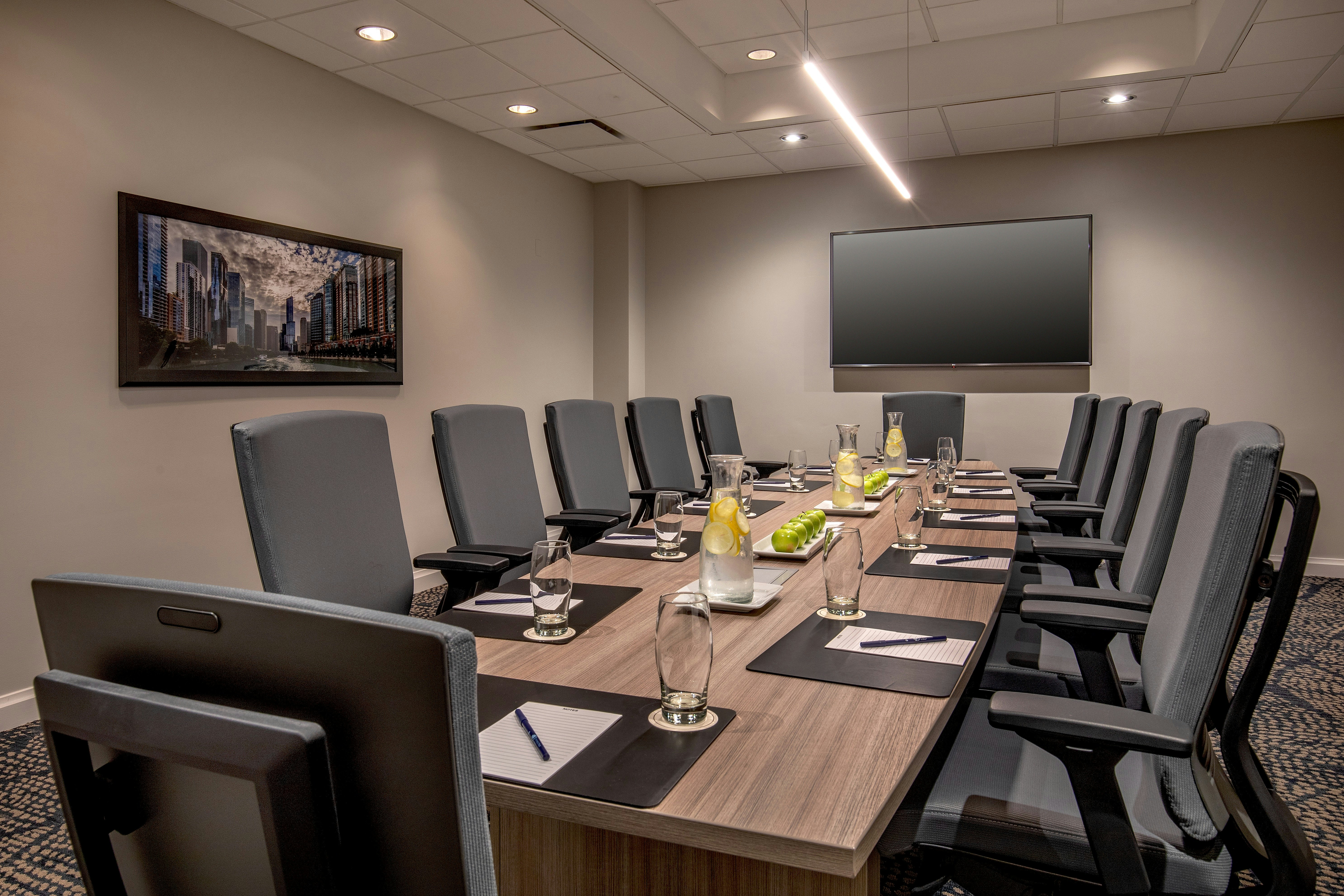 DoubleTree by Hilton Chicago - North Shore Conference Center 29/49