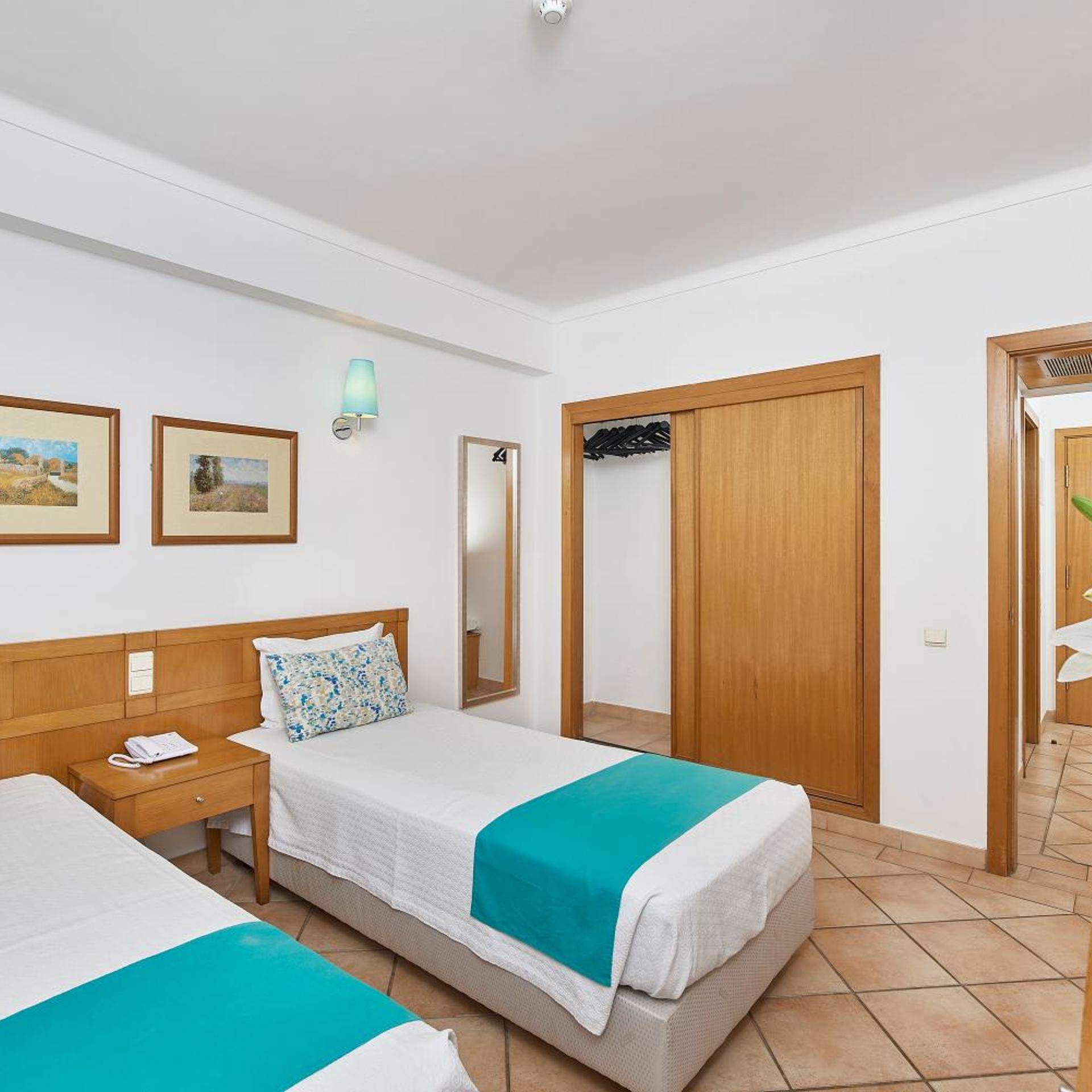 1 Bedroom, Classic, Apartment, Pool Side