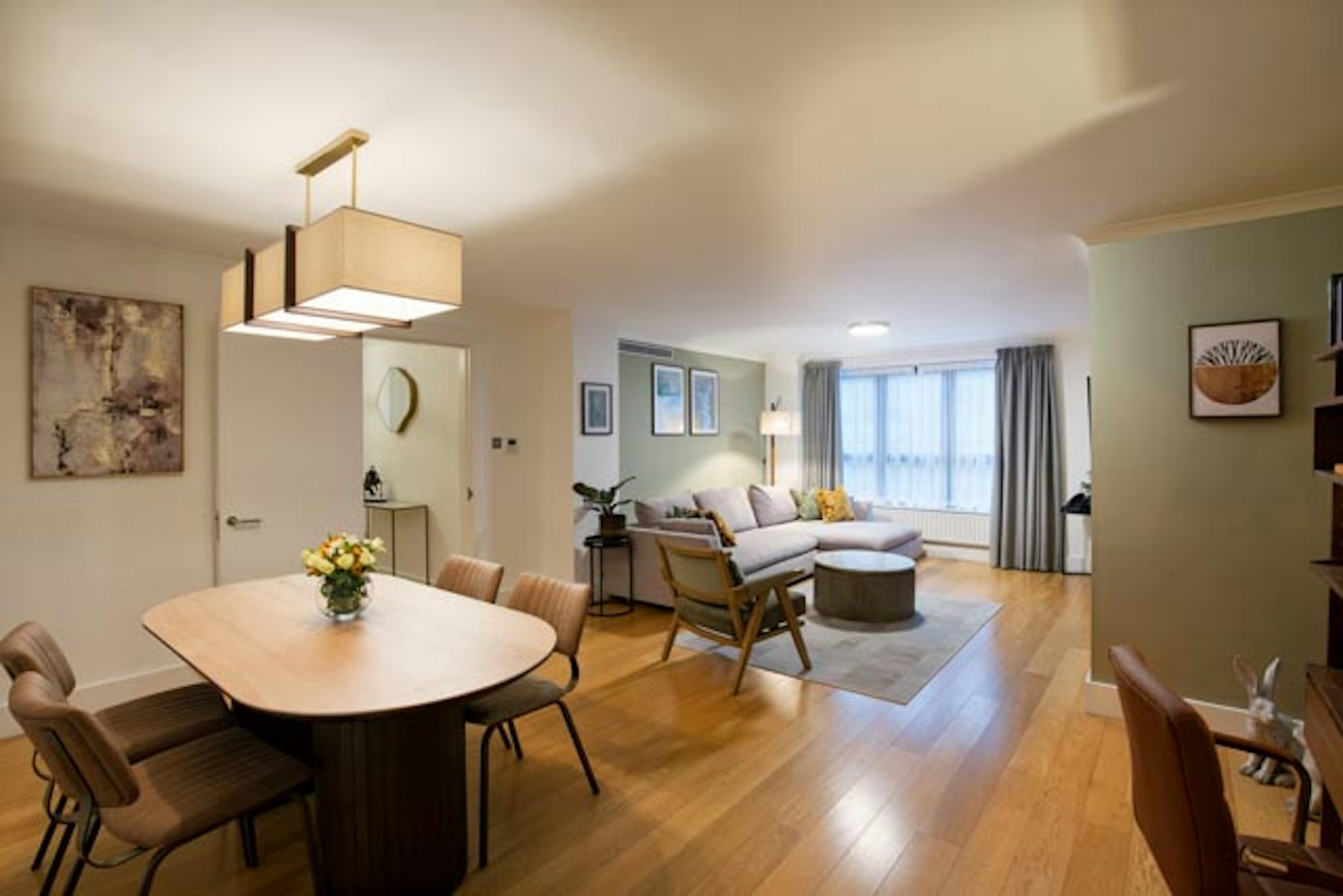 Monarch House - Serviced Apartments - Kensington 24/36