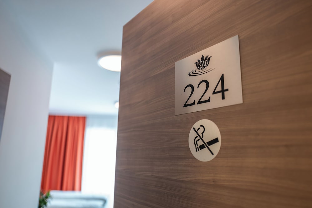 Seehotel Forst 16/49