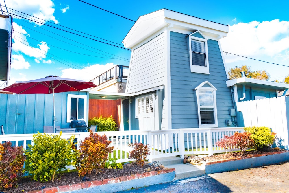 Ocean Echo Inn And Beach Cottages 5/50