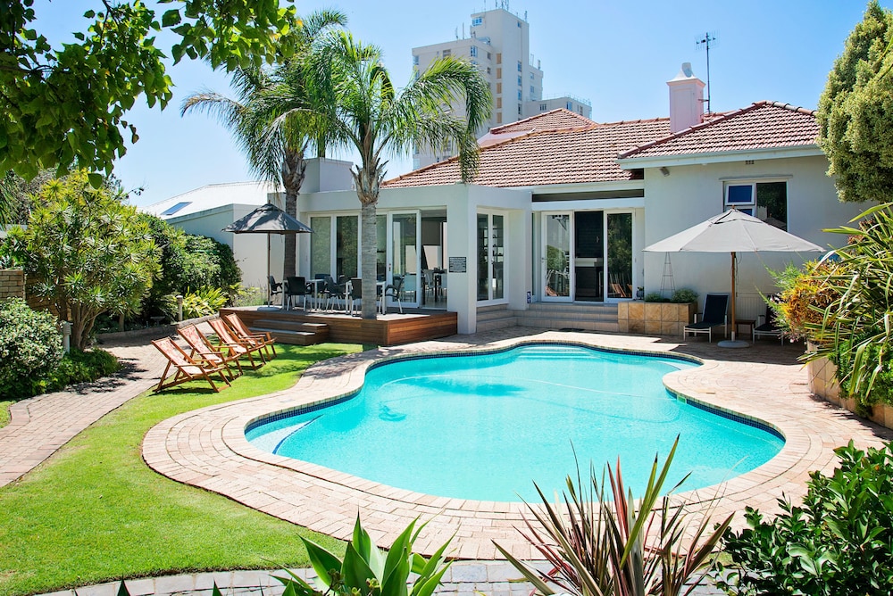 First Avenue Guesthouse 43/50