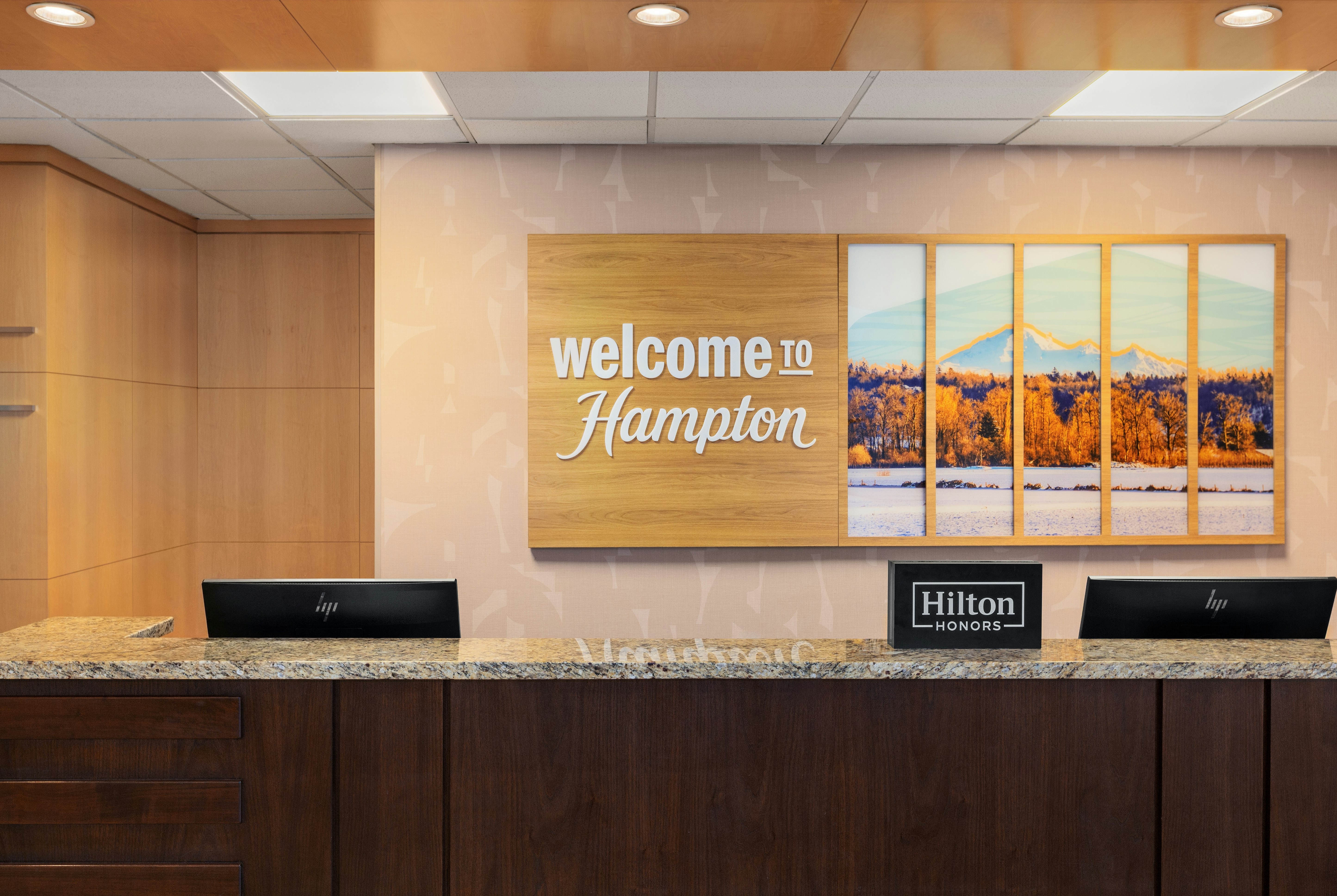 Hampton Inn and Suites by Hilton Langley Surrey 11/72
