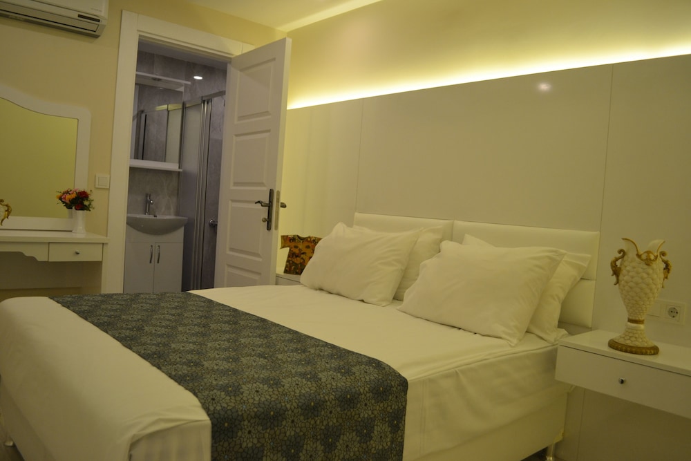 Seven Days Hotel 47/60