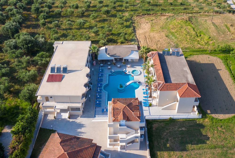 Hera Zakynthos Hotel 44/50