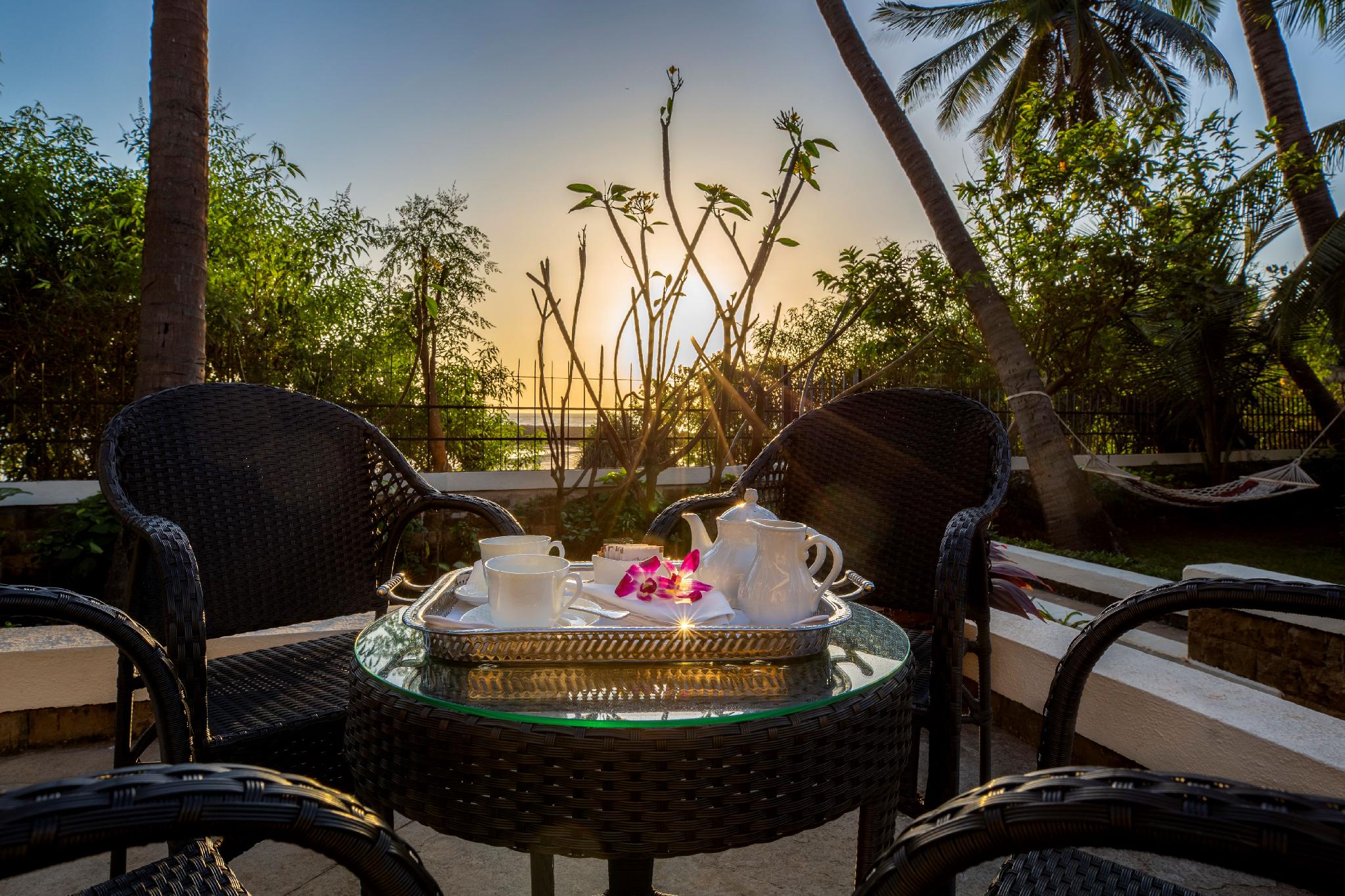 Beach House Madh Island Mumbai Ama Stays & Trails 15/36