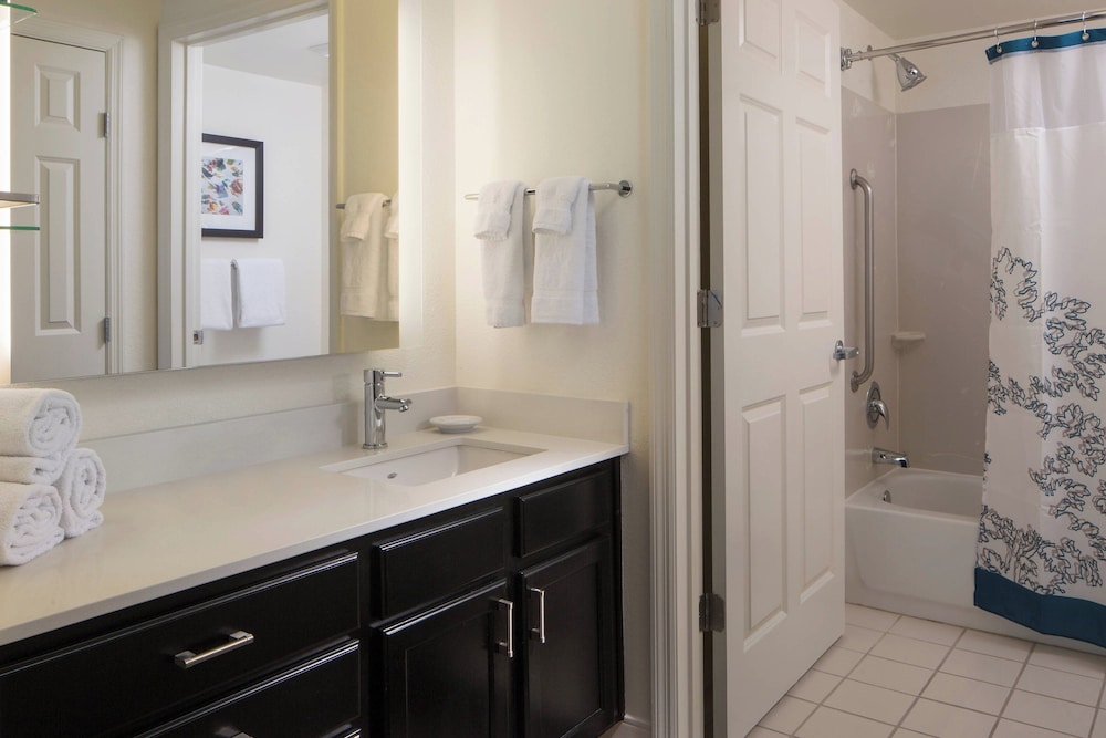 جناح عائلي بغرفتي نوم لذوي الإعاقة، Residence Inn Orlando At Seaworld 3/3