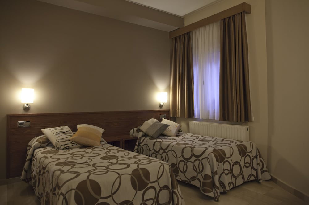 Hotel Restaurant Can Josep 5/33