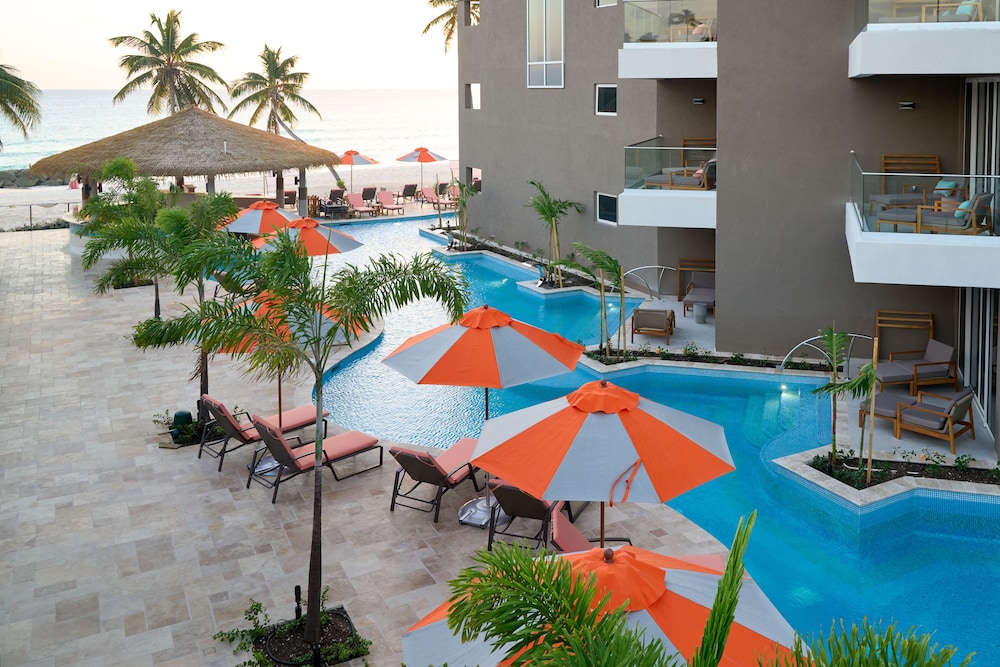 O2 Beach Club And Spa 37/50