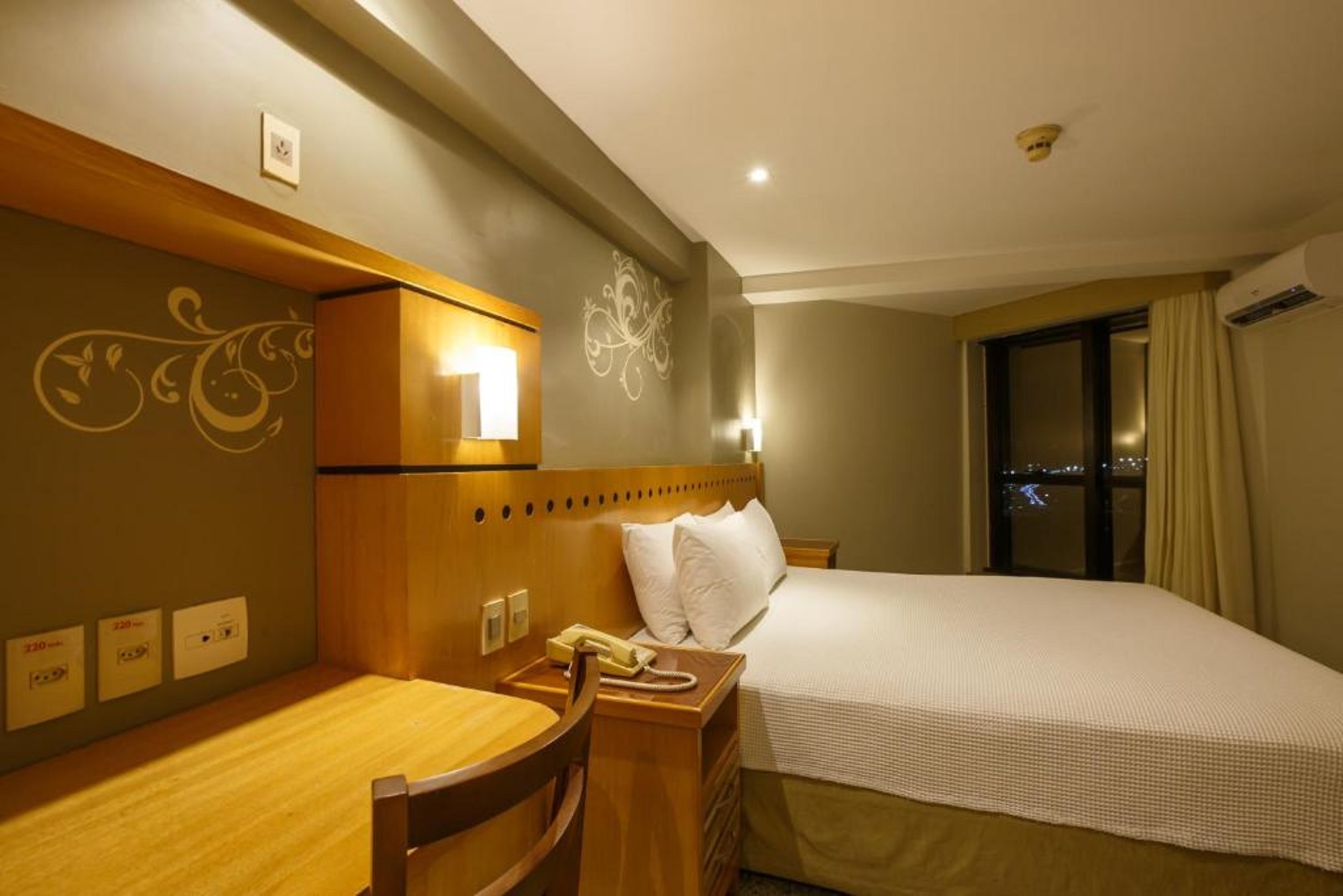 Standard, Double Bed