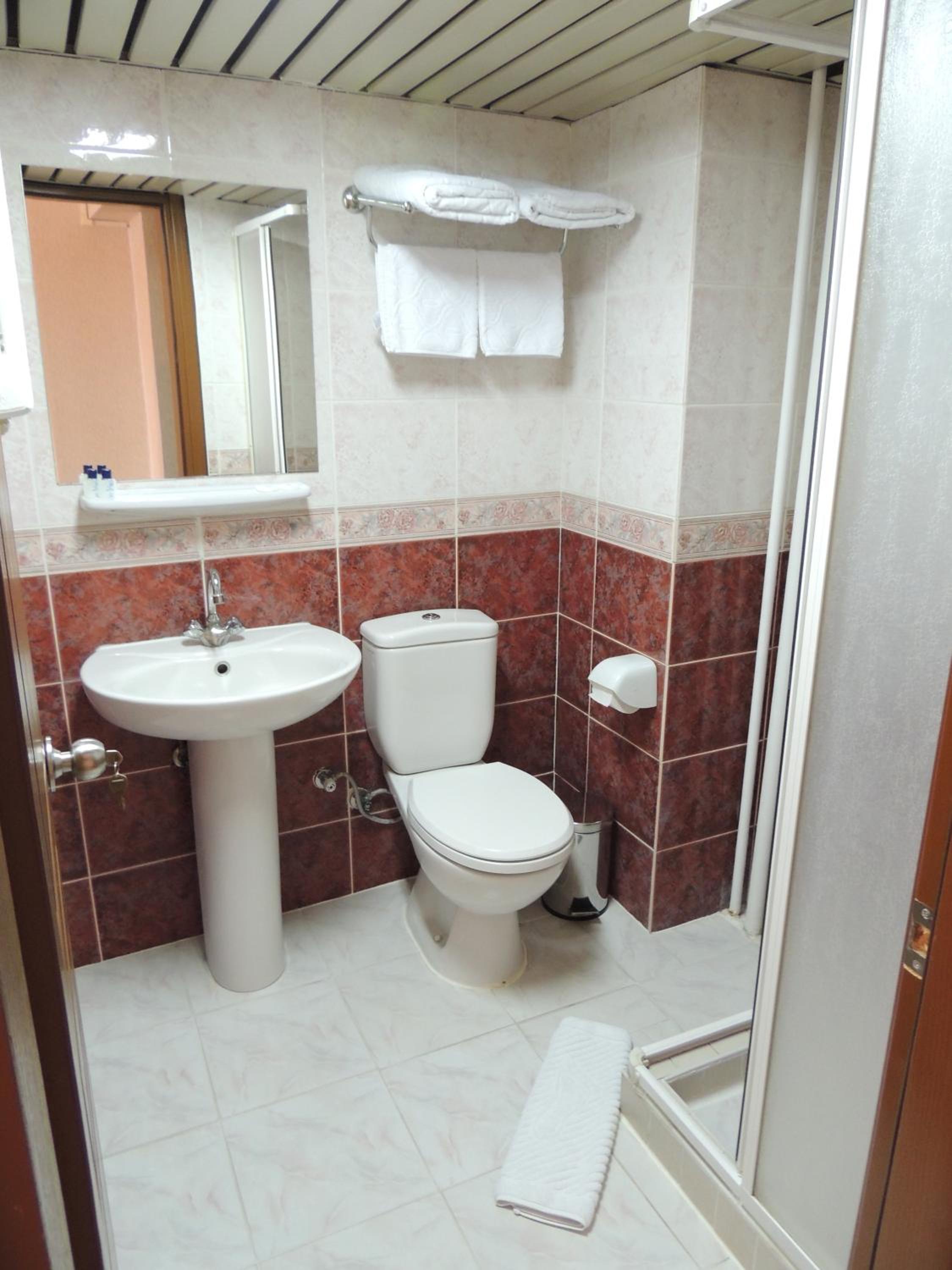 Saban Acikgoz Hotel 26/27