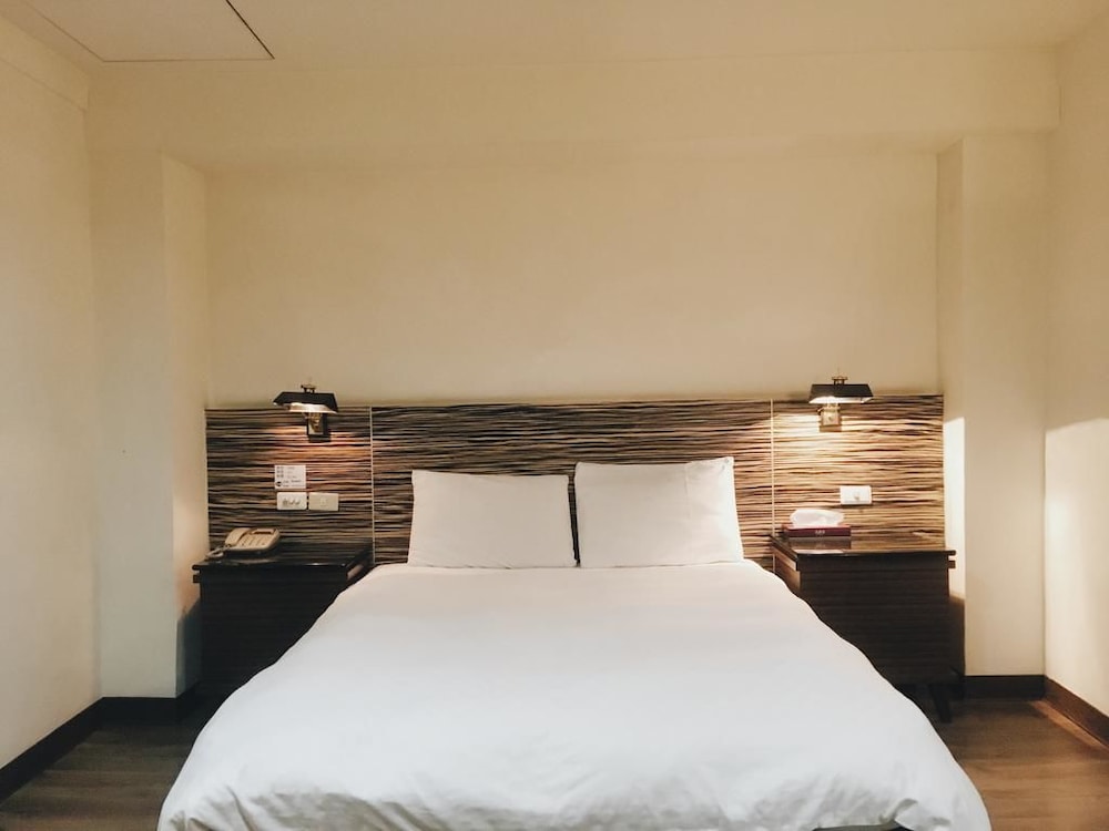Hua Tai Hotel 6/37