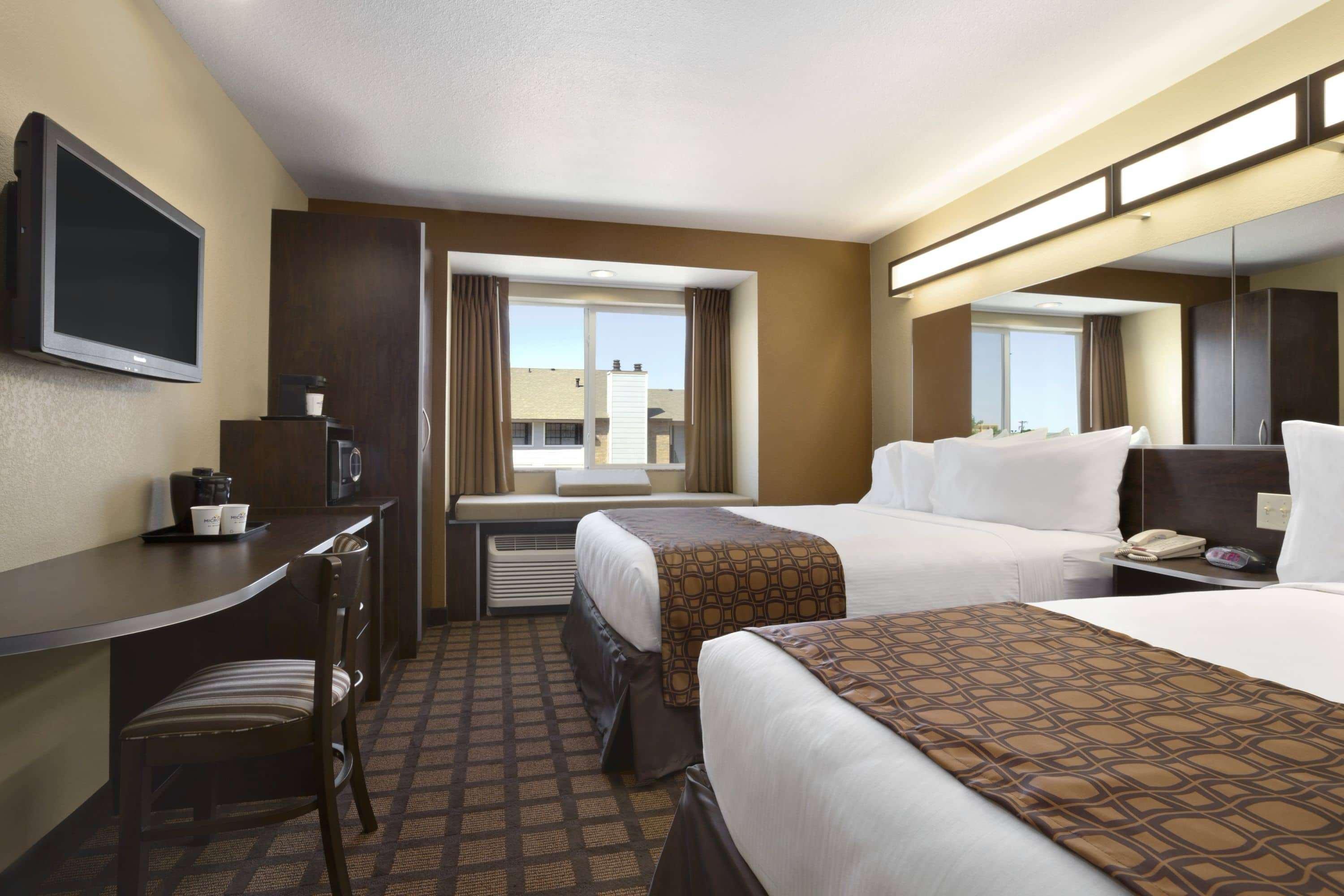 Room, 2 Queen Beds