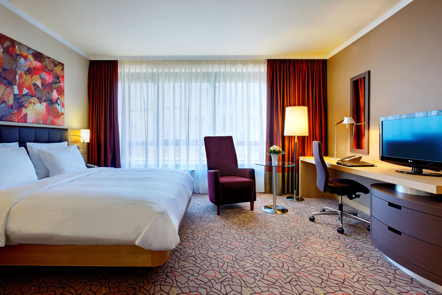 Superior, King Bed, City Wing