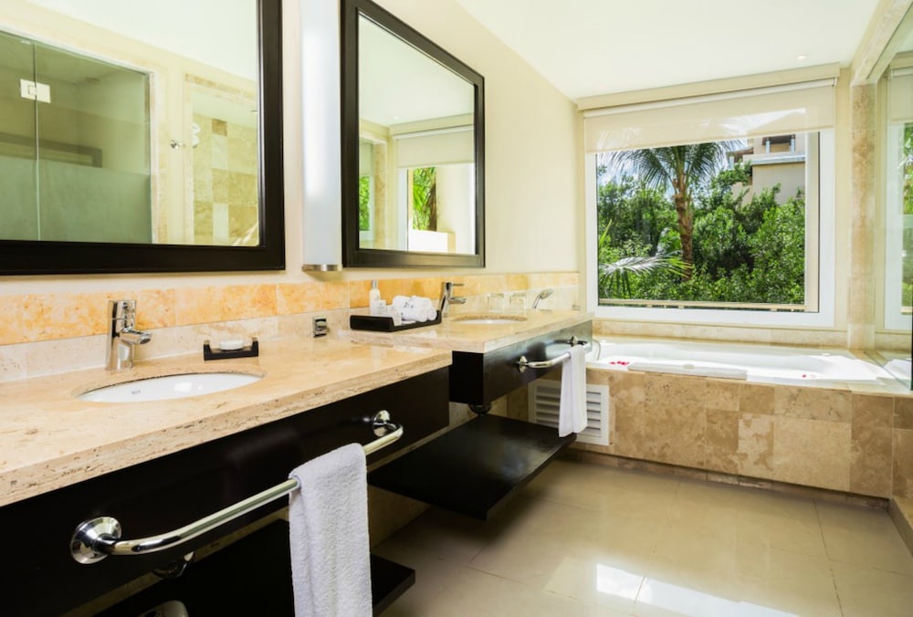 Dreams Jade Resort And Spa 56/71
