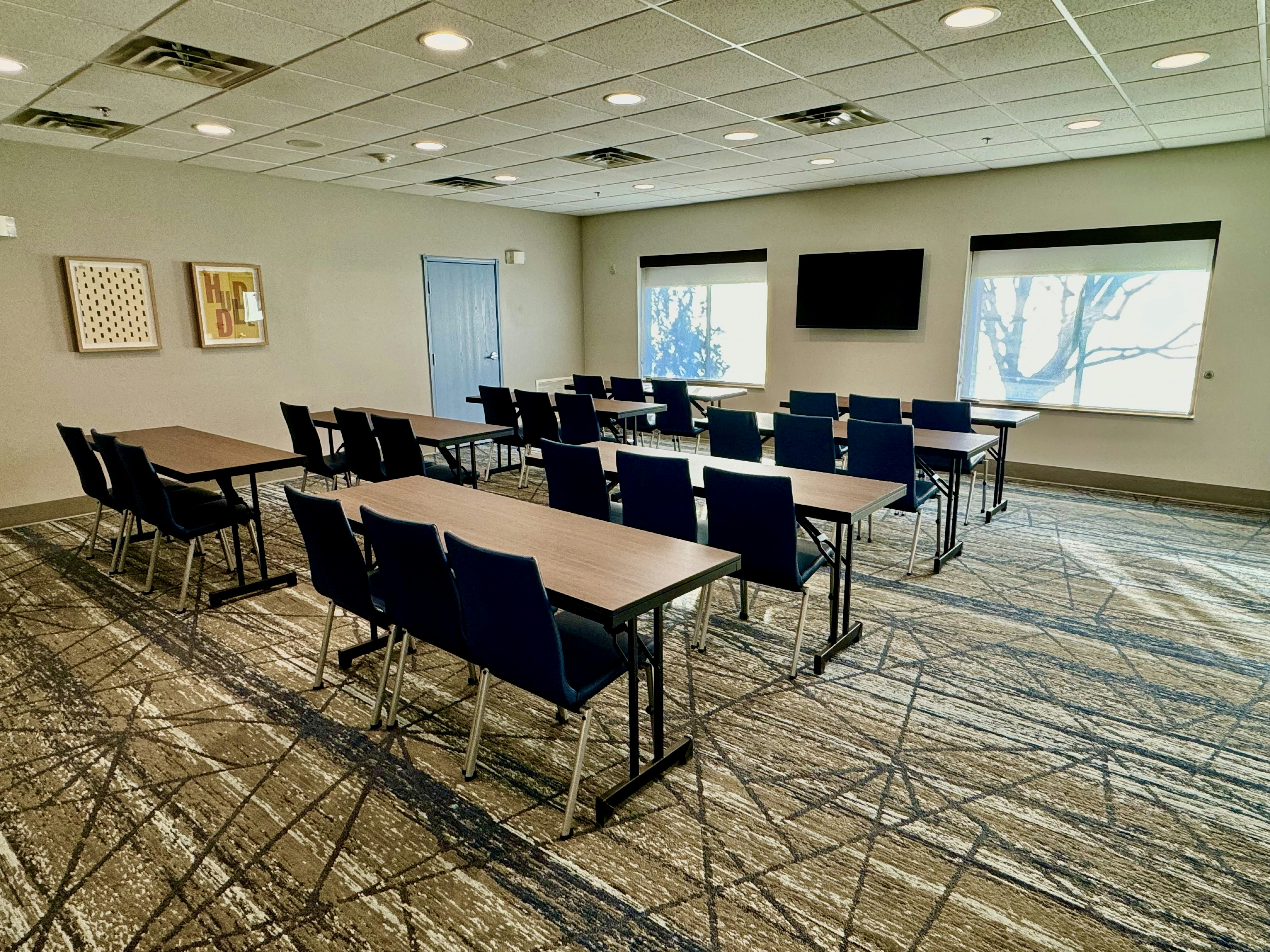 Holiday Inn Express & Suites Dewitt (Syracuse) 48/61