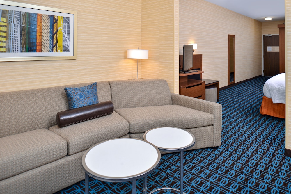 Fairfield Inn And Suites By Marriott Sacramento Airport Woodland 26/44