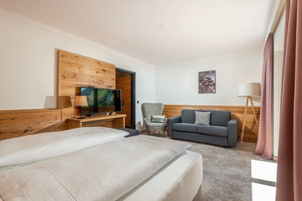HOTEL STADTTOR 8/50