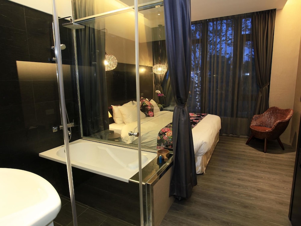 Pokara Resort 43/46