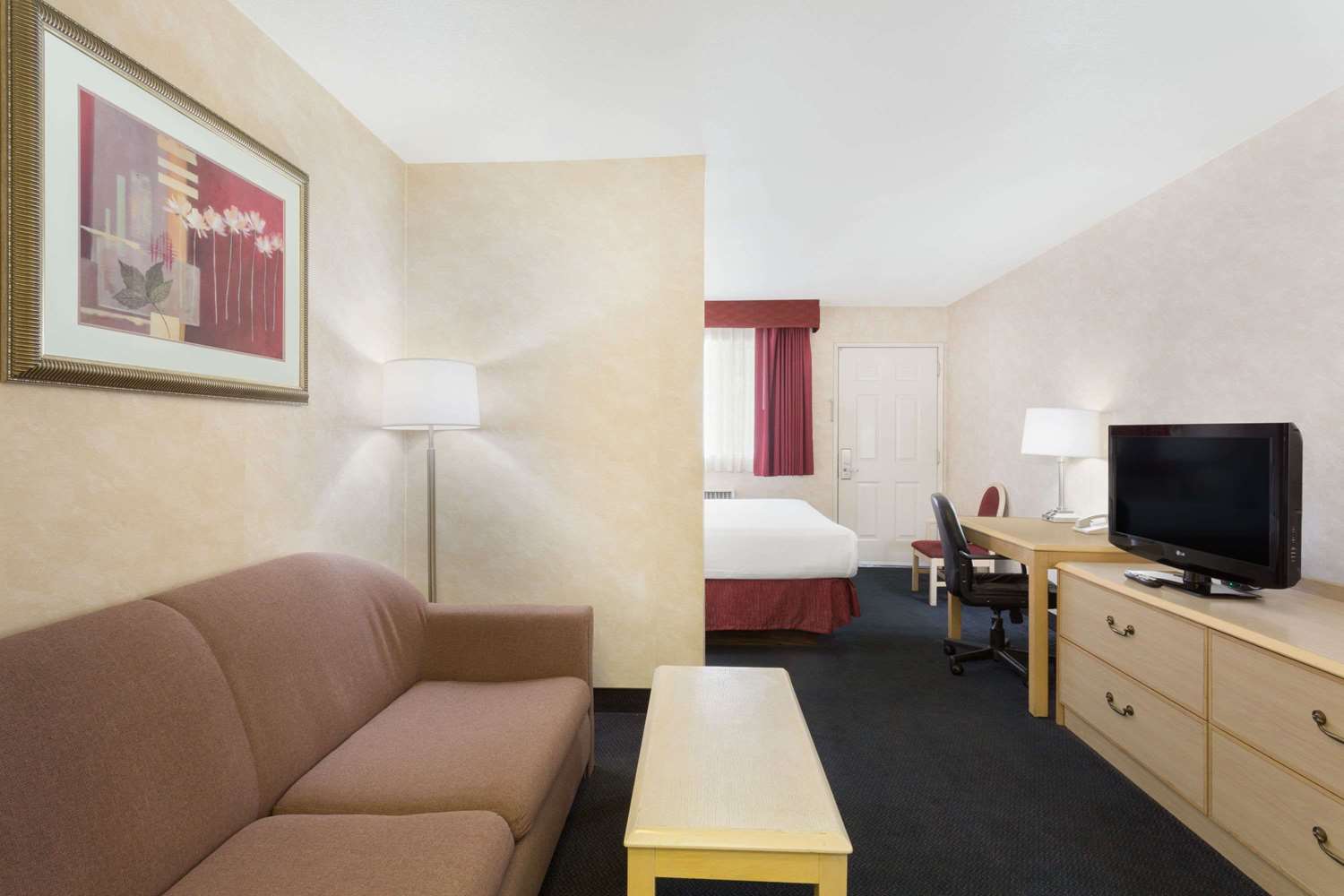 Days Inn by Wyndham Bullhead City 9/14