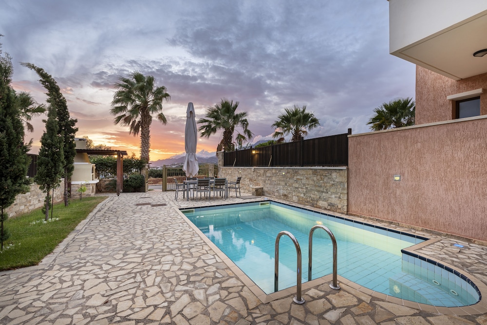 Pearls of Crete - Holiday Residences 63/69