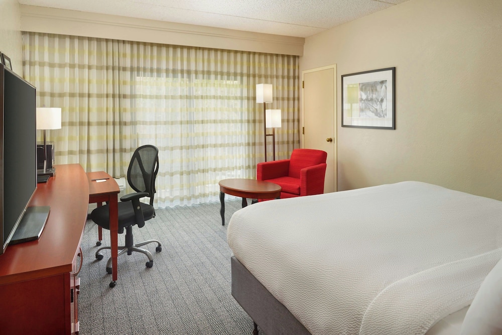 Room at Courtyard Baton Rouge Acadian Thruway Lsu Area, BATON ROUGE - LA