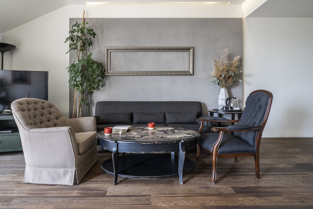 Ansen Suites 28/50