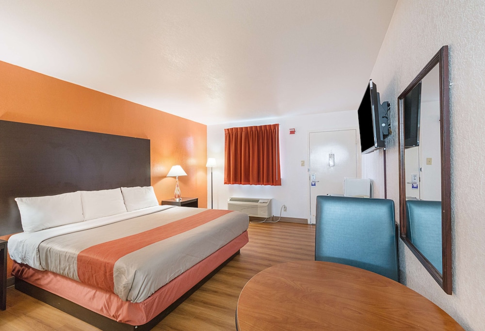 STANDARD, KING BED