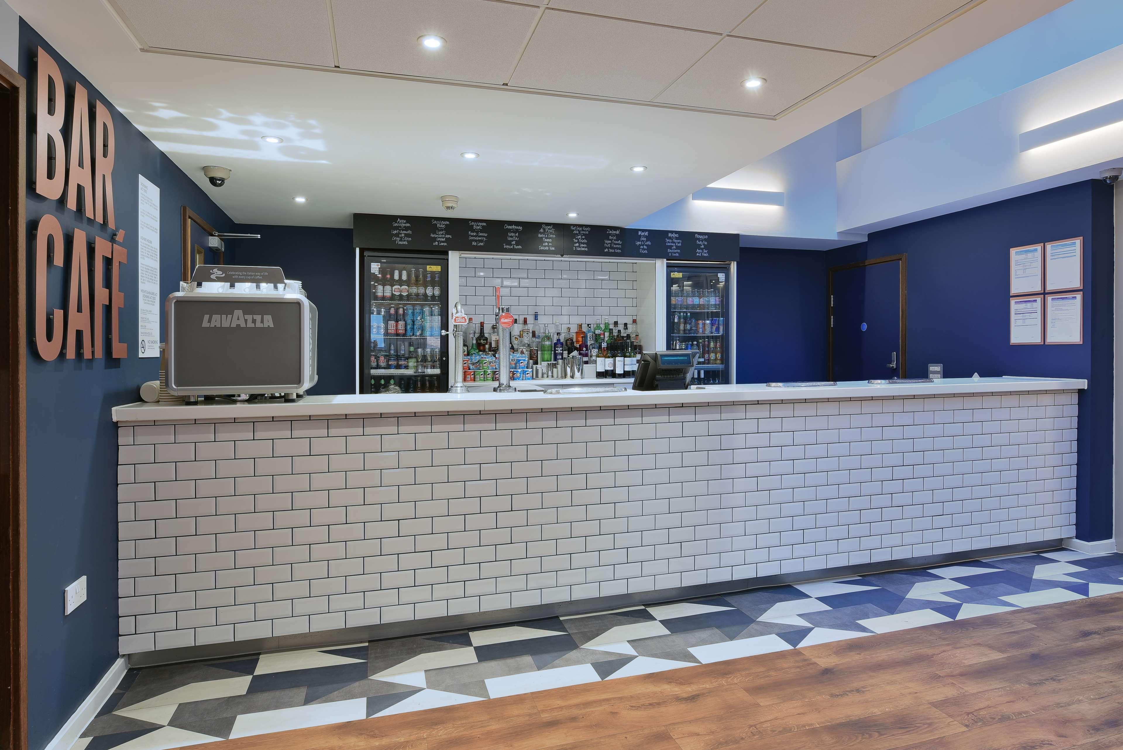 Travelodge Maidenhead Central 4/28