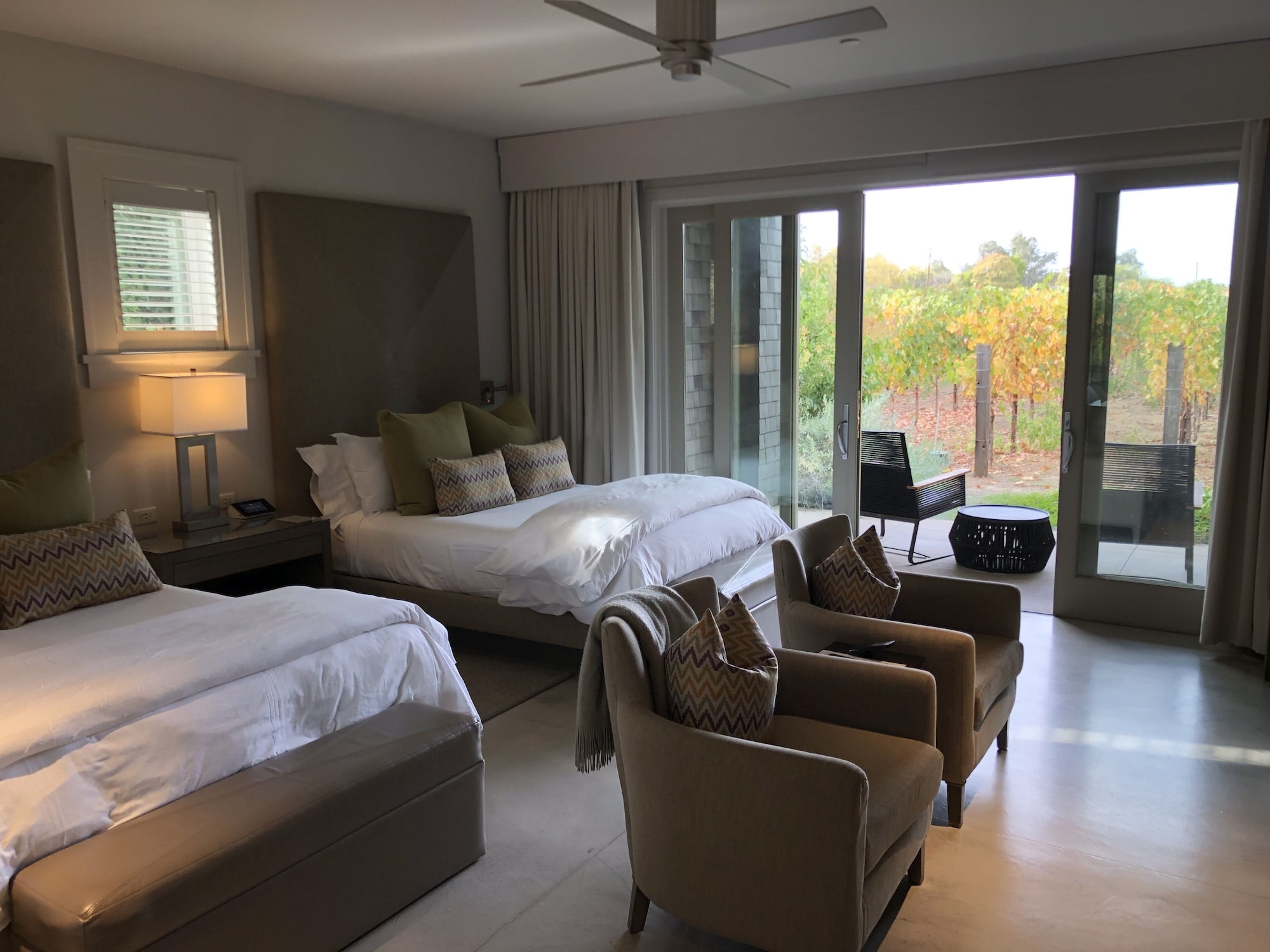 VINEYARD, SUITE, 2 QUEEN BEDS