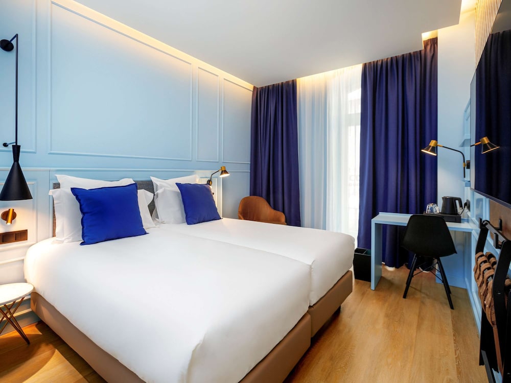 Mercure Porto Centro Aliados 32/75
