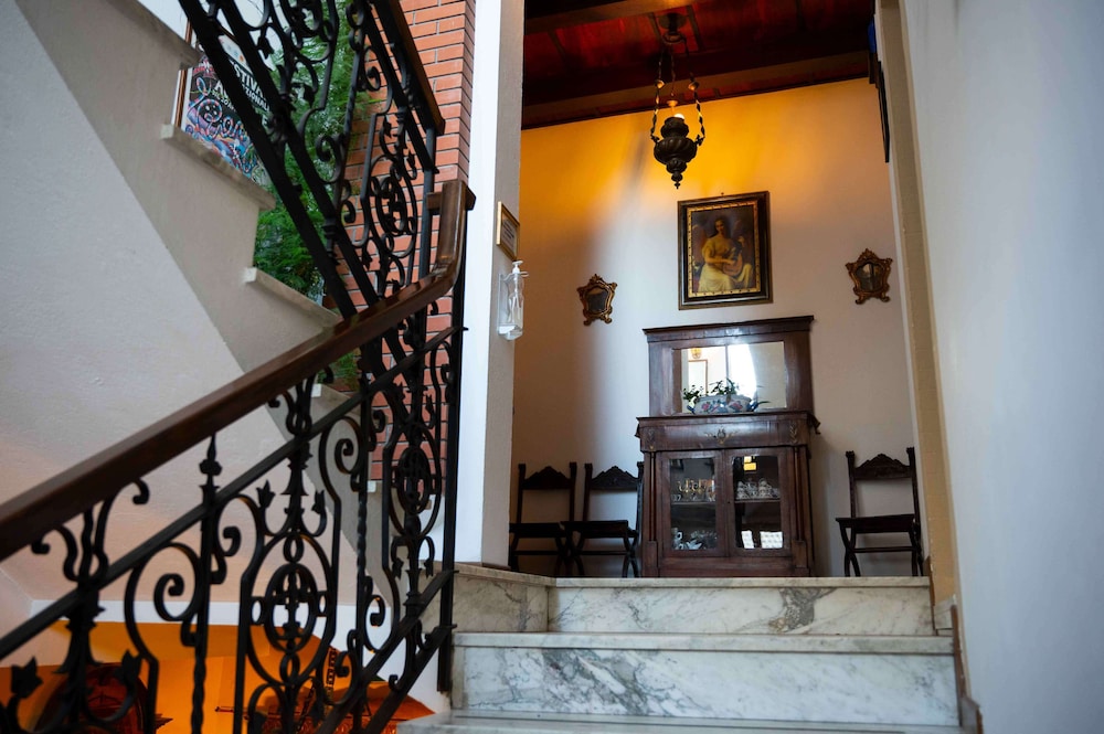 Hotel La Villa 6/49