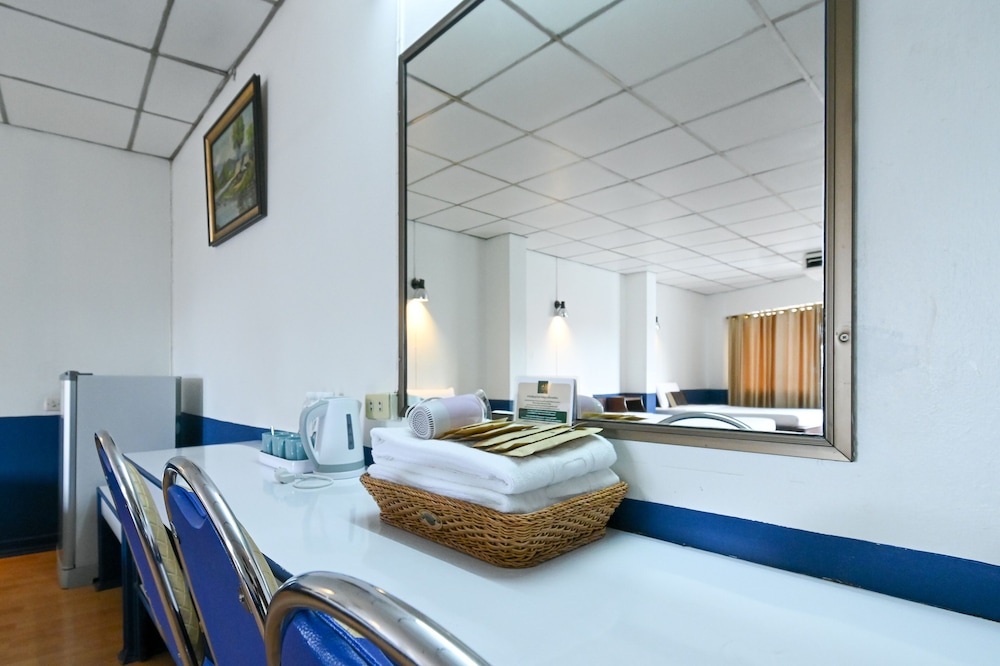 The Krungkasem Srikrung Hotel 29/65