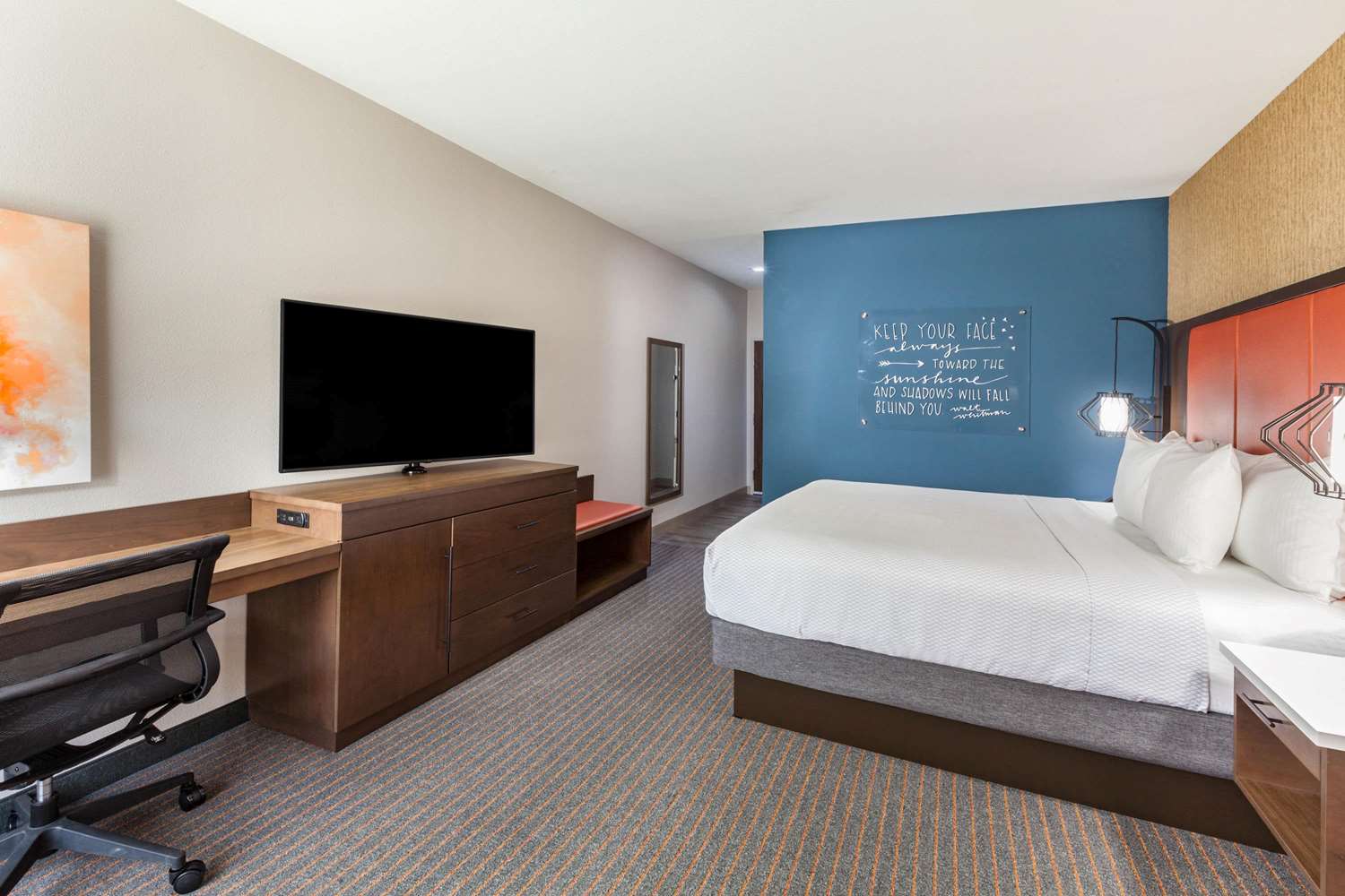 La Quinta Inn & Suites by Wyndham Houston East at Sheldon Rd 21/52