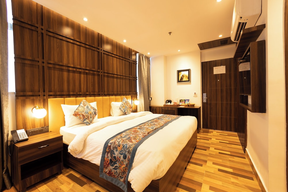 Hyphen Business Hotel 13/50